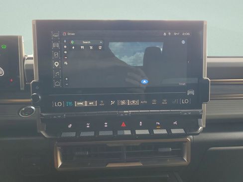 Used 2025 GMC Hummer EV 3X w/ Extreme Off-Road Package AWD/4WD image 20