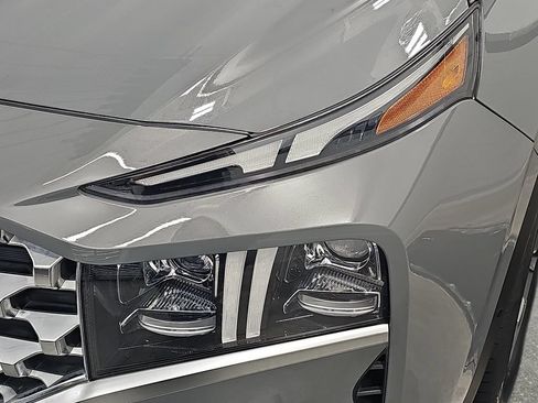 Used 2022 Hyundai Santa Fe Limited AWD/4WD image 33