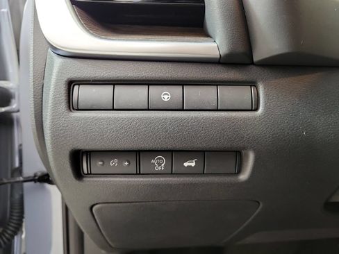 Used 2024 Nissan Rogue Platinum FWD image 13