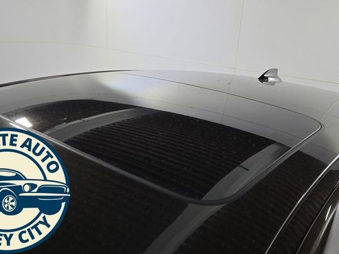 Used 2019 BMW X6 xDrive35i w/ Premium Package image 14