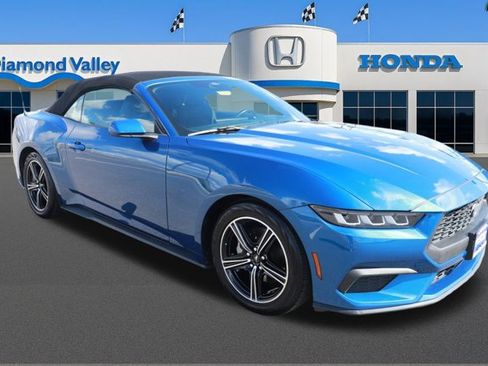 Used 2024 Ford Mustang Convertible image 1