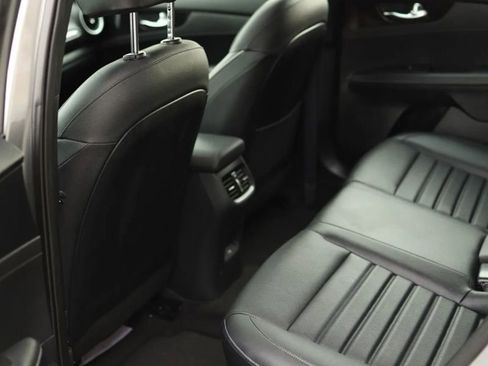 Used 2024 Kia Forte GT-Line w/ GT-Line Premium Package image 33