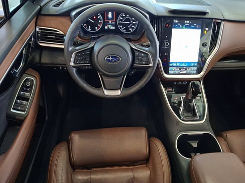 Used 2023 Subaru Outback Touring AWD/4WD image 2