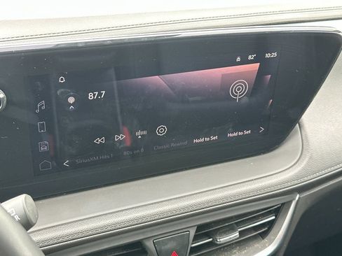 Used 2024 Buick Encore GX Sport Touring FWD image 18