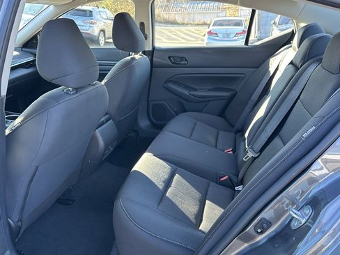 Used 2024 Nissan Altima 2.5 SV image 19