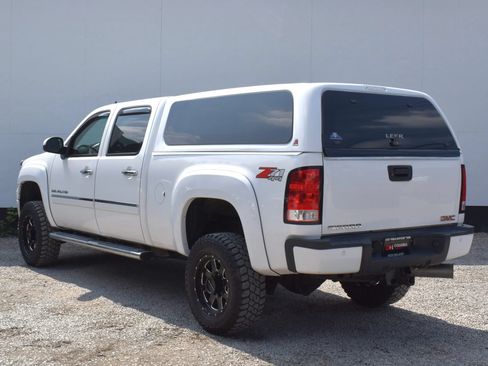 Used 2014 GMC Sierra 2500 Denali AWD/4WD image 5