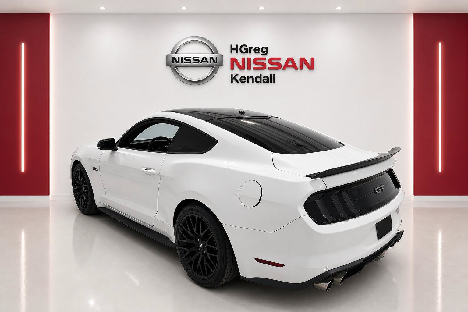 Used 2019 Ford Mustang GT w/ Black Accent Package RWD image 2