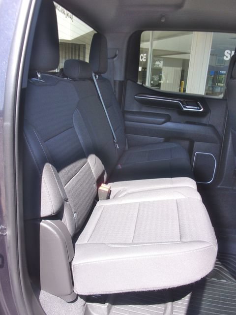 Used 2022 Chevrolet Silverado 1500 LT Trail Boss AWD/4WD image 32