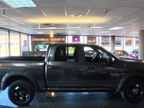 Used 2016 RAM 1500 Express image 5