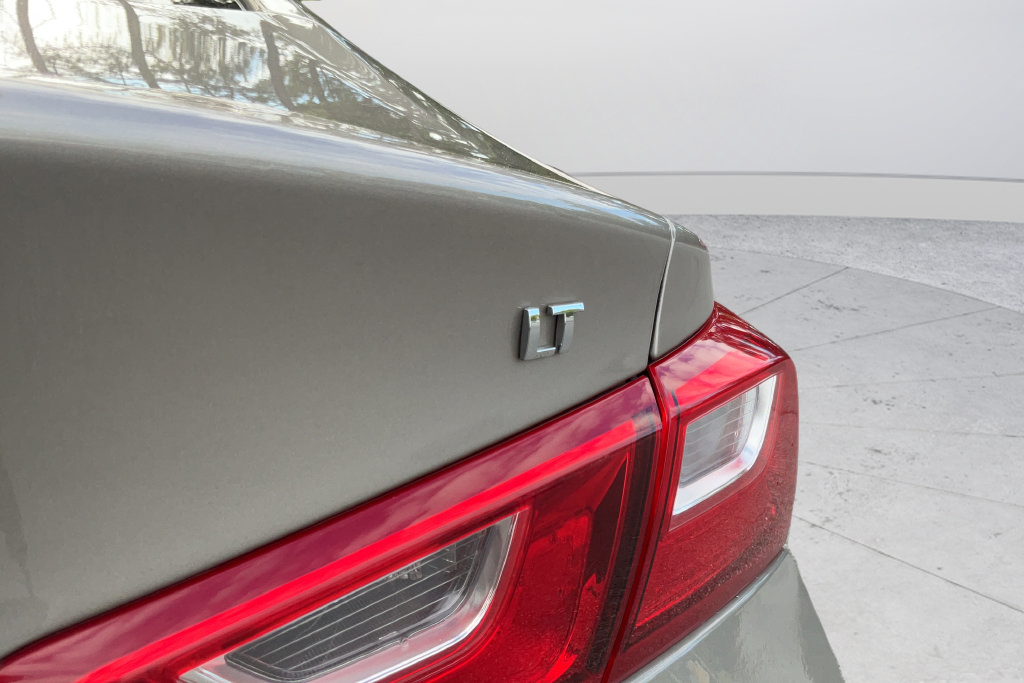 Certified 2024 Chevrolet Malibu LT FWD image 30