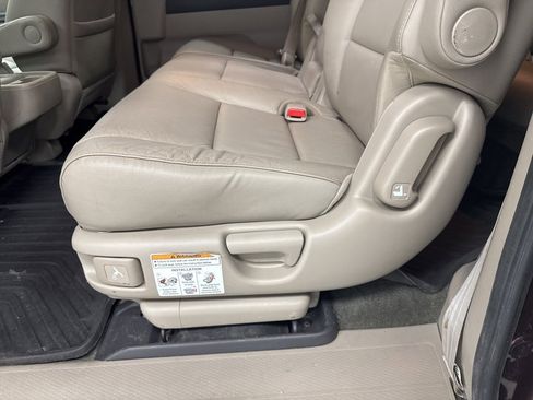 Used 2015 Honda Odyssey Touring image 20