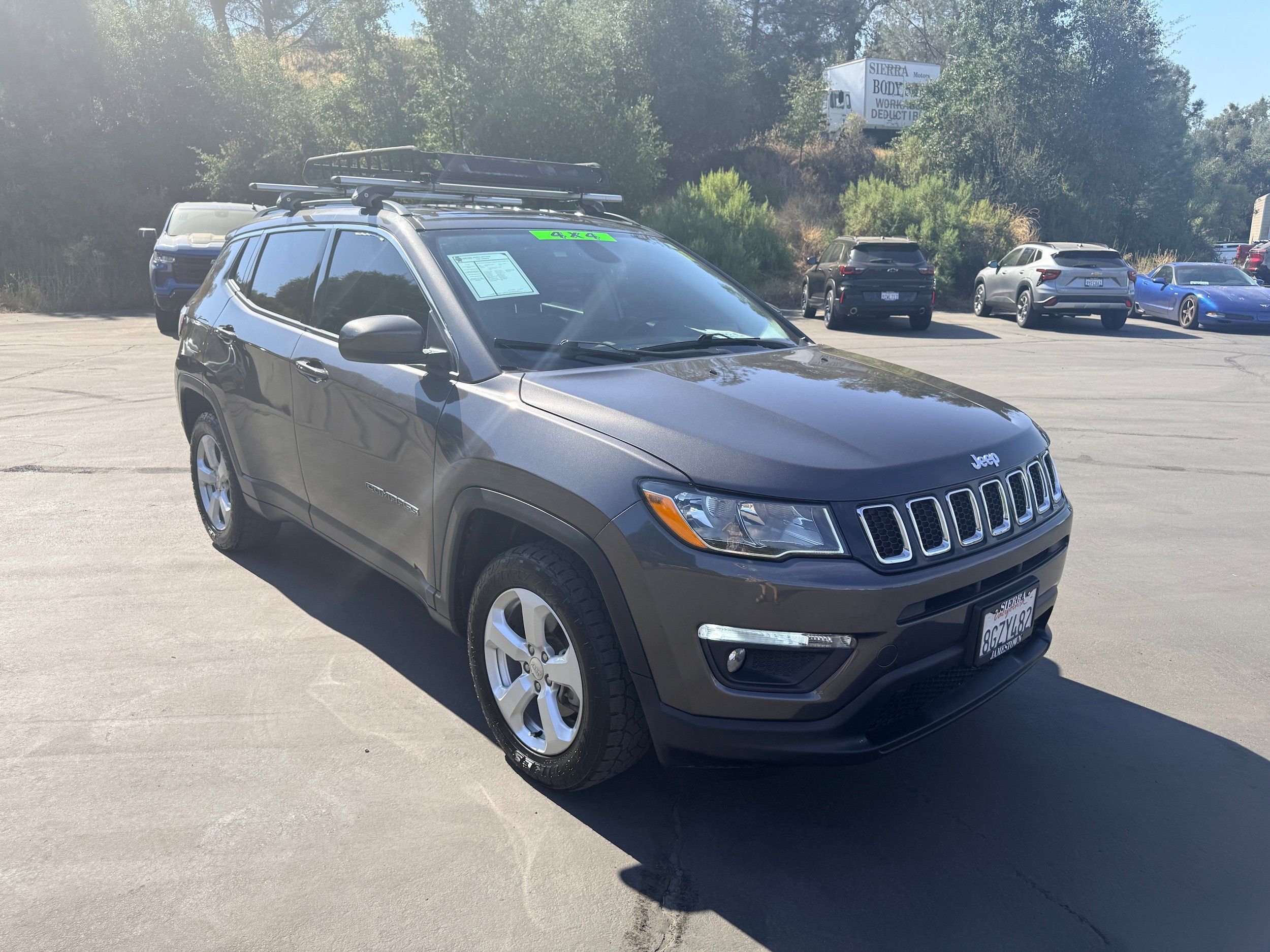 Used 2018 Jeep Compass Latitude AWD/4WD image 4