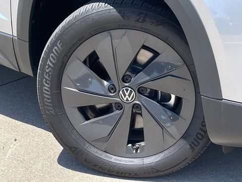 Used 2025 Volkswagen Taos S FWD image 8
