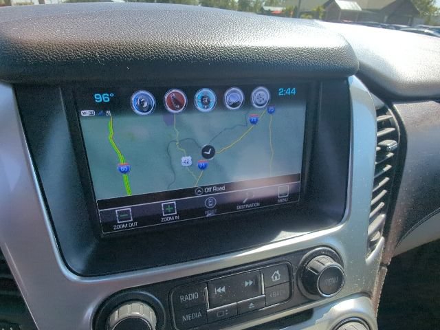 Used 2018 Chevrolet Suburban Premier AWD/4WD image 24