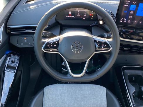 Certified 2023 Volkswagen ID.4 Pro image 6