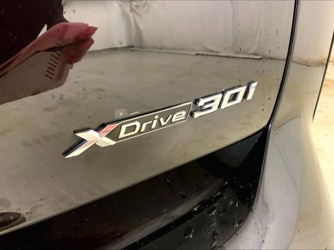 Certified 2023 BMW X3 xDrive30i w/ M Sport Package image 10