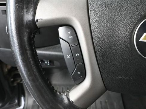 Used 2011 Chevrolet Silverado 2500 LT w/ Interior Plus Package AWD/4WD image 26