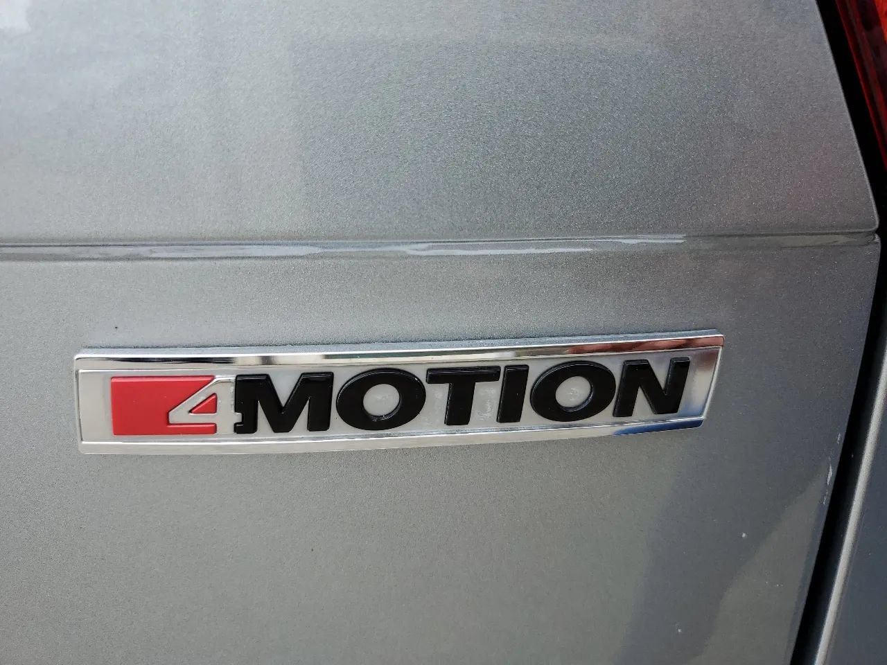 Used 2019 Volkswagen Tiguan S AWD/4WD image 9