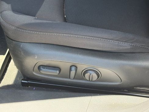 Used 2022 Chevrolet Malibu LT w/ Redline Edition FWD image 6