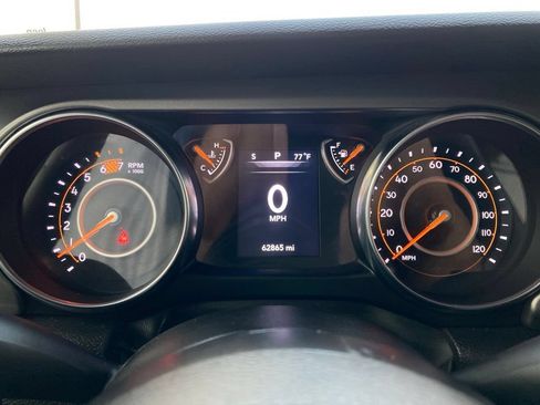 Used 2023 Jeep Wrangler Unlimited Sport AWD/4WD image 16