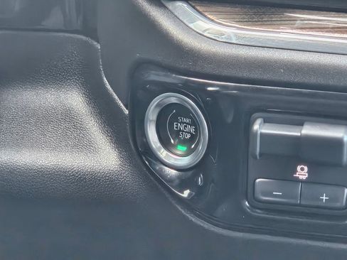 Used 2024 Chevrolet Silverado 1500 LT w/ Z71 Off-Road Package image 14