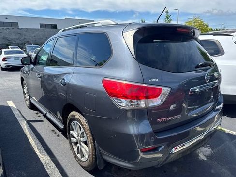 Used 2013 Nissan Pathfinder SV AWD/4WD image 2