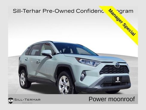 Used 2019 Toyota RAV4 XLE image 1