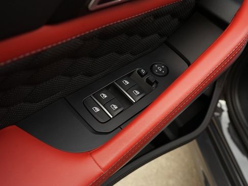 Used 2025 BMW X6 M Competition image 28