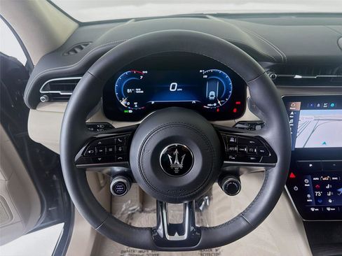 Used 2023 Maserati Grecale GT image 10