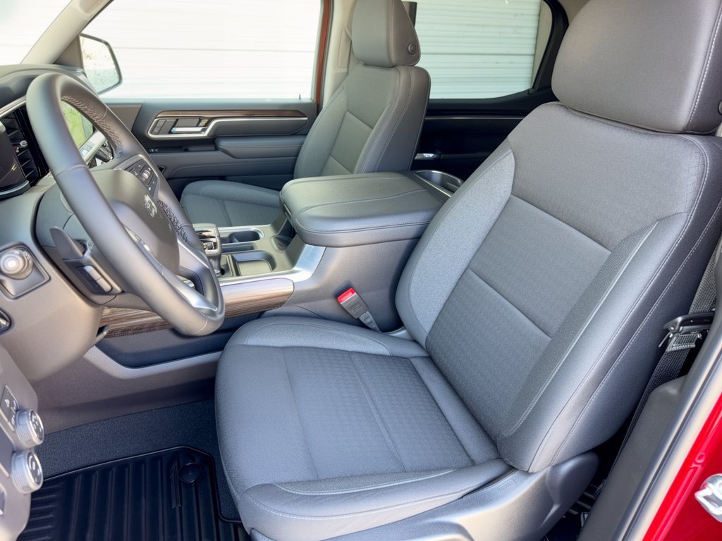 Certified 2026 Chevrolet Silverado 1500 RST RWD image 5