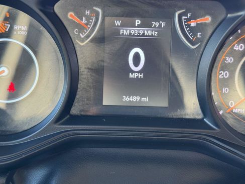 Certified 2025 Jeep Wrangler Unlimited Sport AWD/4WD image 28