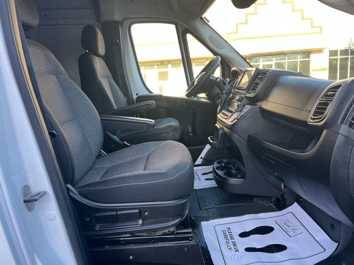 Used 2023 RAM ProMaster 3500 FWD image 10