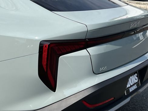 New 2026 Kia K4 FWD image 14