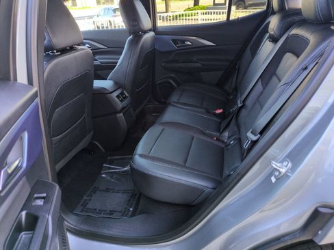 Used 2024 Chevrolet Equinox EV LT FWD image 24