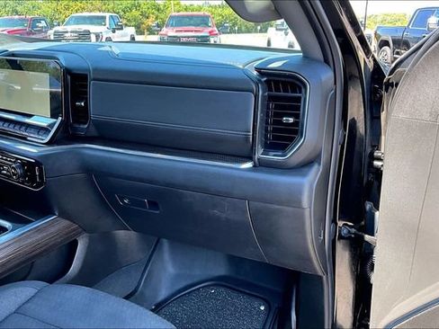 Used 2024 Chevrolet Silverado 1500 RST AWD/4WD image 27