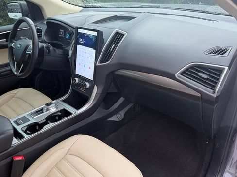 Used 2023 Ford Edge SEL w/ Cargo Accessory Package AWD/4WD image 18