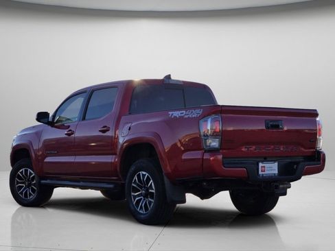 Used 2023 Toyota Tacoma TRD Sport AWD/4WD image 18