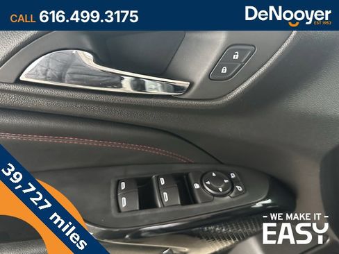 Certified 2024 Chevrolet Trax RS w/ Sunroof Package image 25