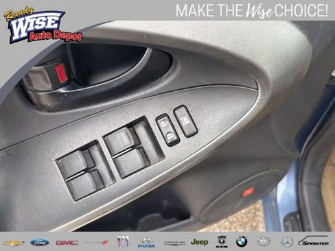 Used 2009 Toyota RAV4 Limited image 8