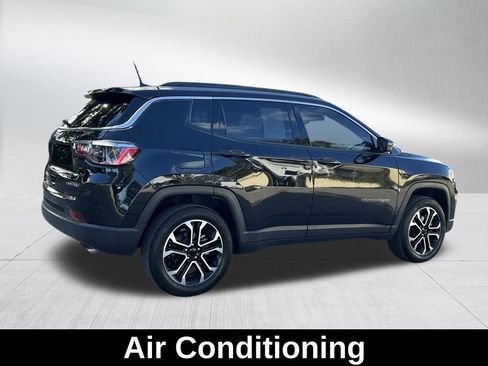 Certified 2022 Jeep Compass Limited image 6