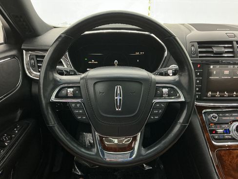 Used 2017 Lincoln Continental Reserve w/ Climate Package AWD/4WD image 30