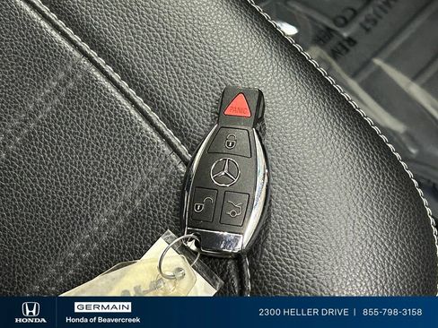 Used 2013 Mercedes-Benz GL 450 4MATIC image 32