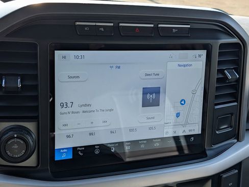 Used 2022 Ford F150 Lightning Pro w/ Tow Technology Package image 21