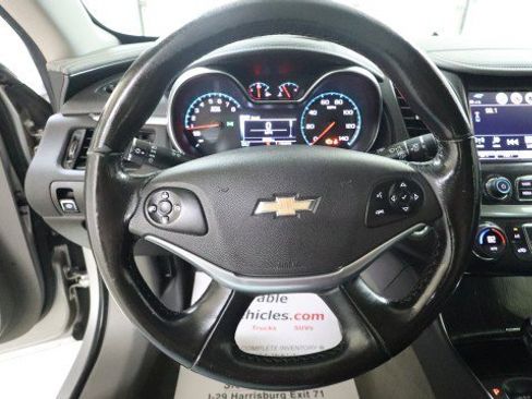 Used 2019 Chevrolet Impala LT image 16