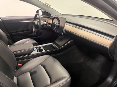 Used 2023 Tesla Model 3 Performance image 11