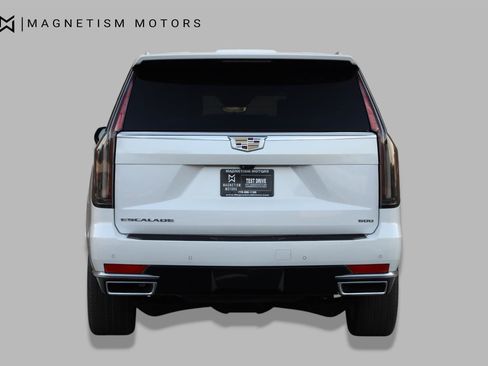 Used 2021 Cadillac Escalade Premium Luxury Platinum w/ LPO, Floor Liner Package AWD/4WD image 9