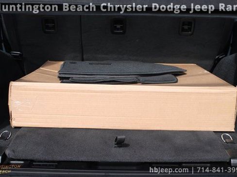 Used 2023 Jeep Wrangler Sport image 38