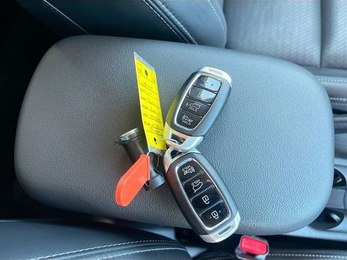 Used 2019 Hyundai Kona Ultimate image 34