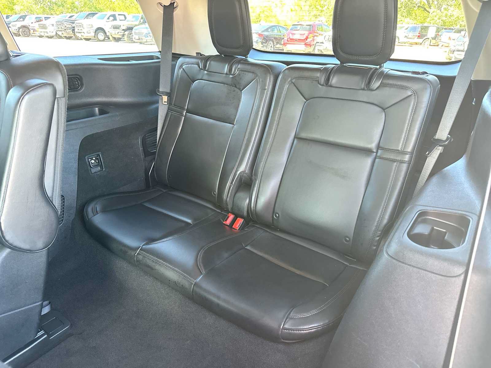 Used 2020 Lincoln Aviator Reserve w/ Elements Package Plus AWD/4WD image 24