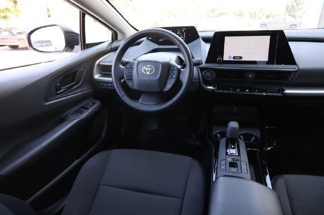 Certified 2025 Toyota Prius LE AWD/4WD image 23